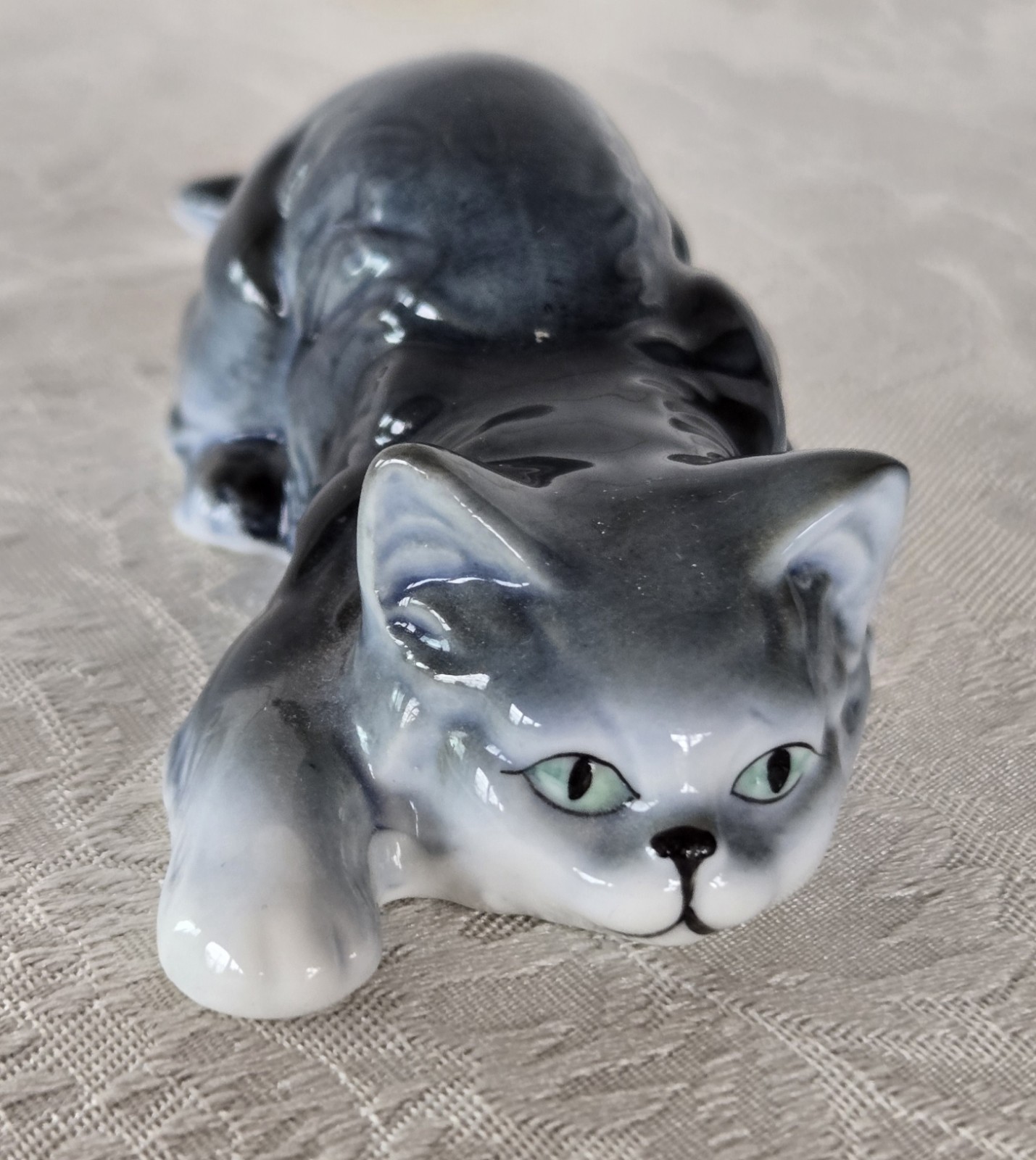 Danbury Mint Cats of Character Fine Bone China Figure ‘Stalking’