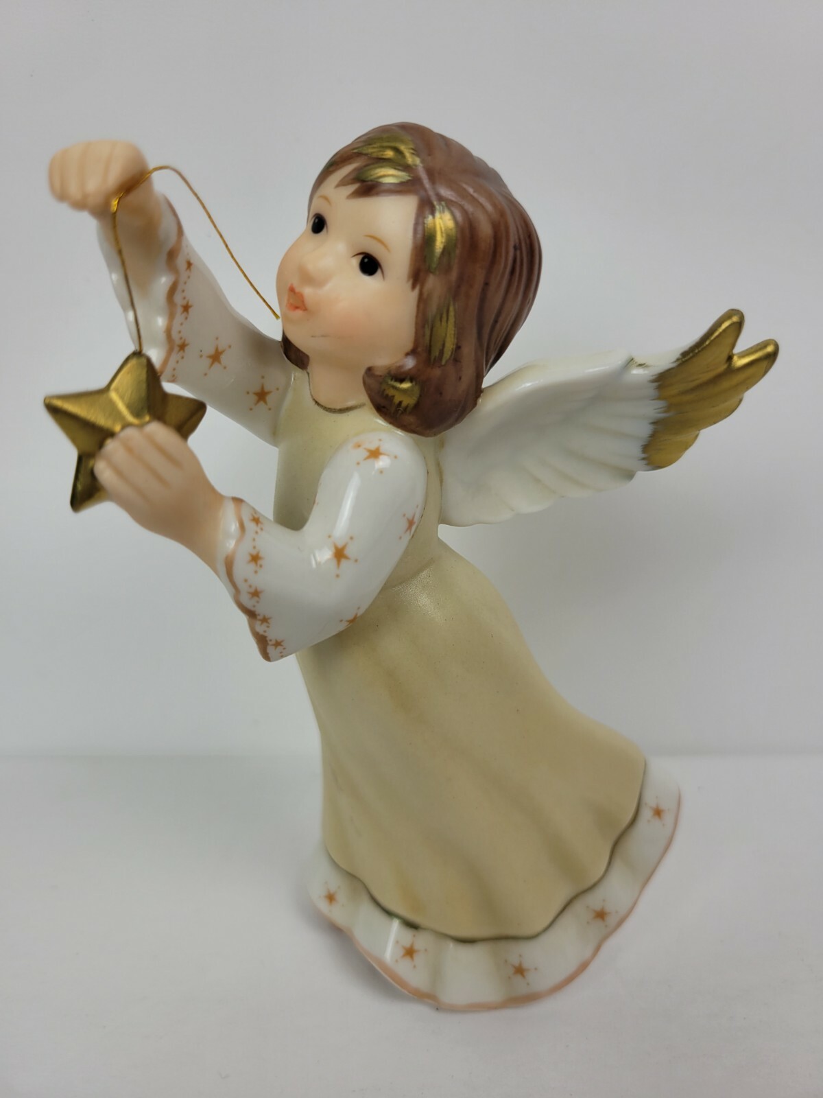 Goebel Angelic Wishes 2008 Annual North American Exclusive w. Box Champagne
