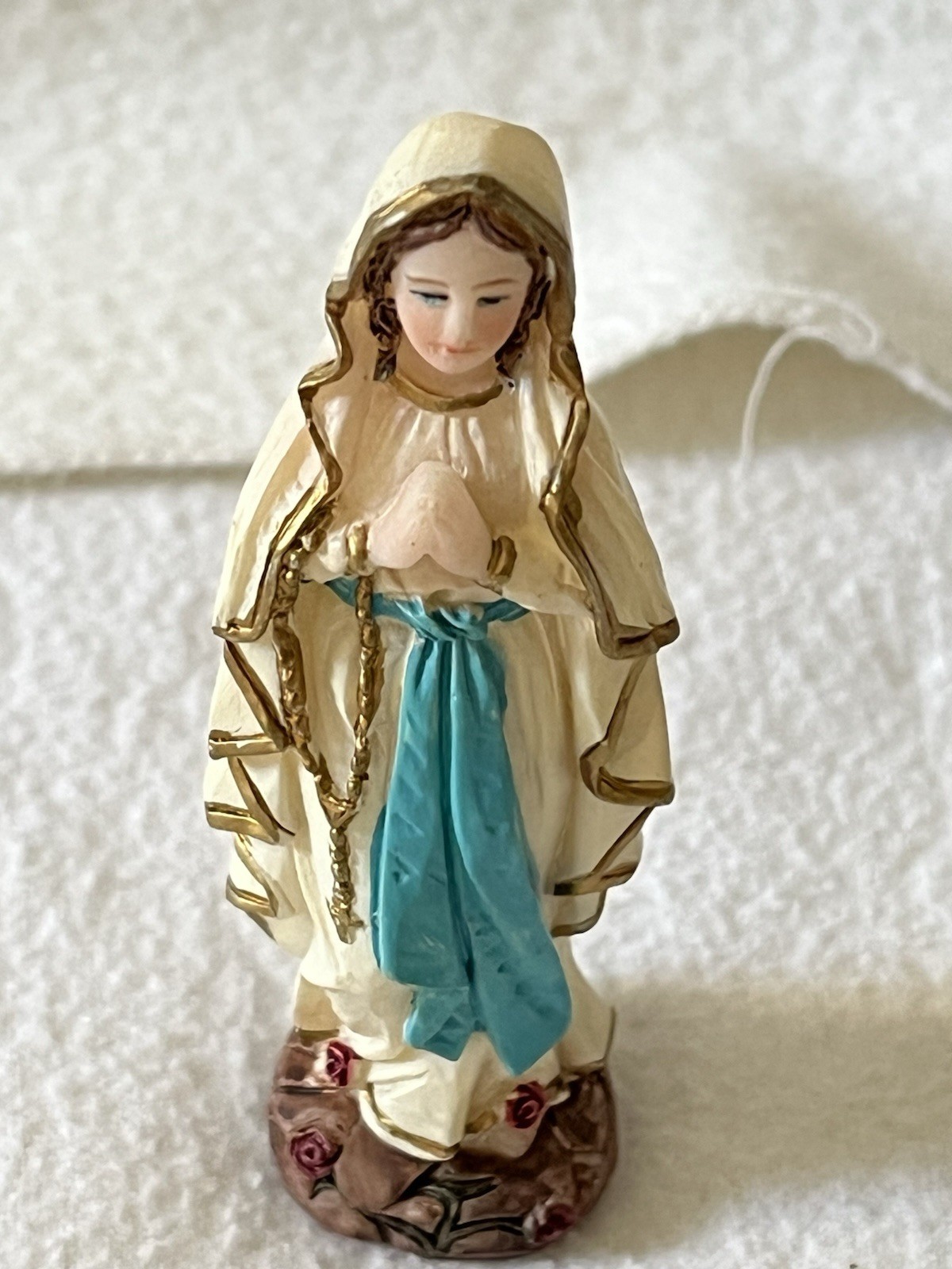 Unbranded Religious 3 Inch Figurine Good Condition No Box or Paperwork