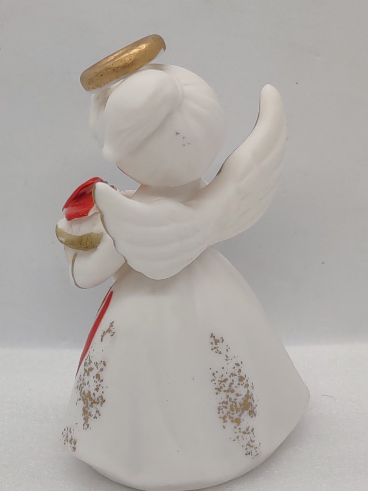 VTG Porcelain February Birthday Angel Figurine w/halo – hearts Japan 4″