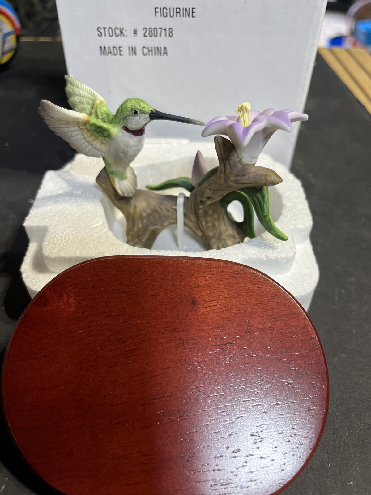 PorcelionHummingbird Figurine