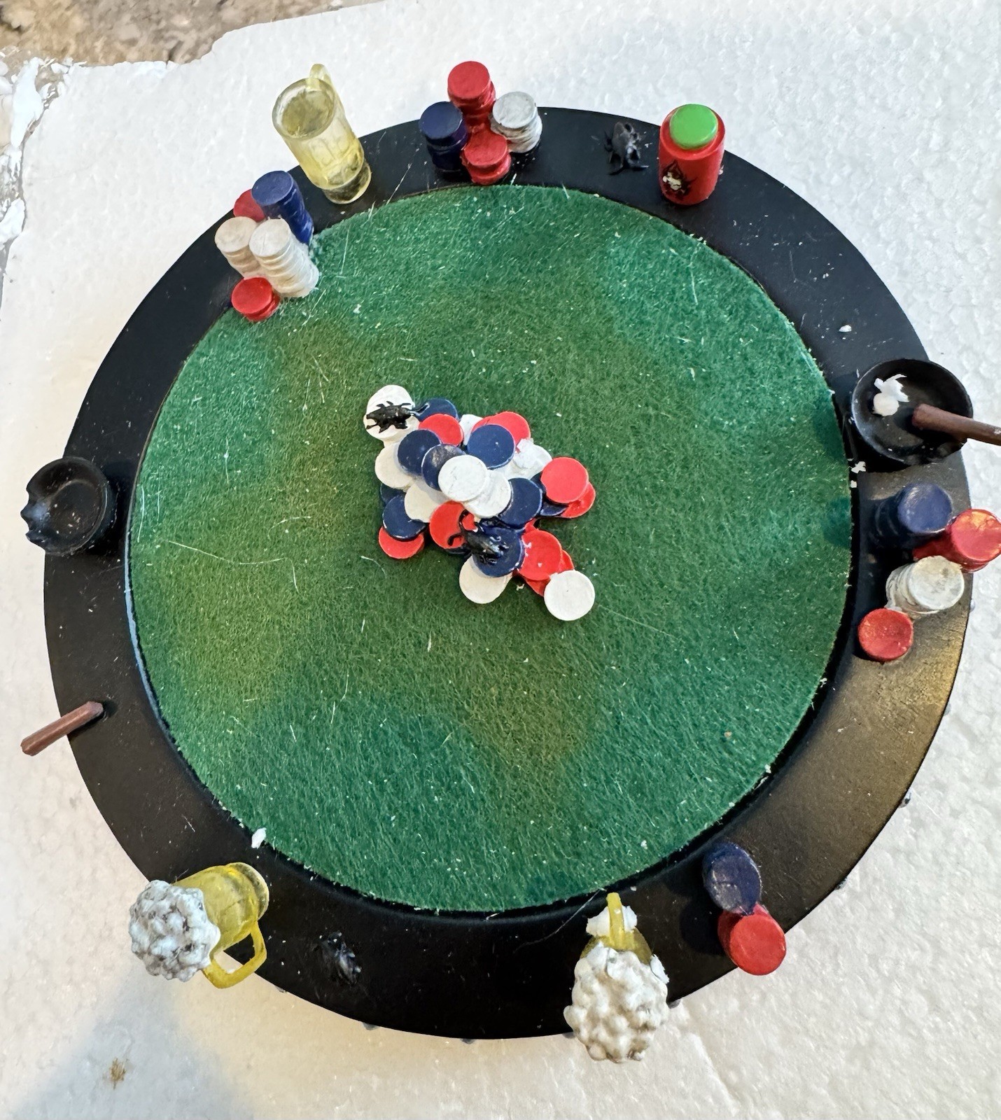 Hamilton Collectable 7 Piece Skeleton Crypt Keeper Poker Players Texas Holdem