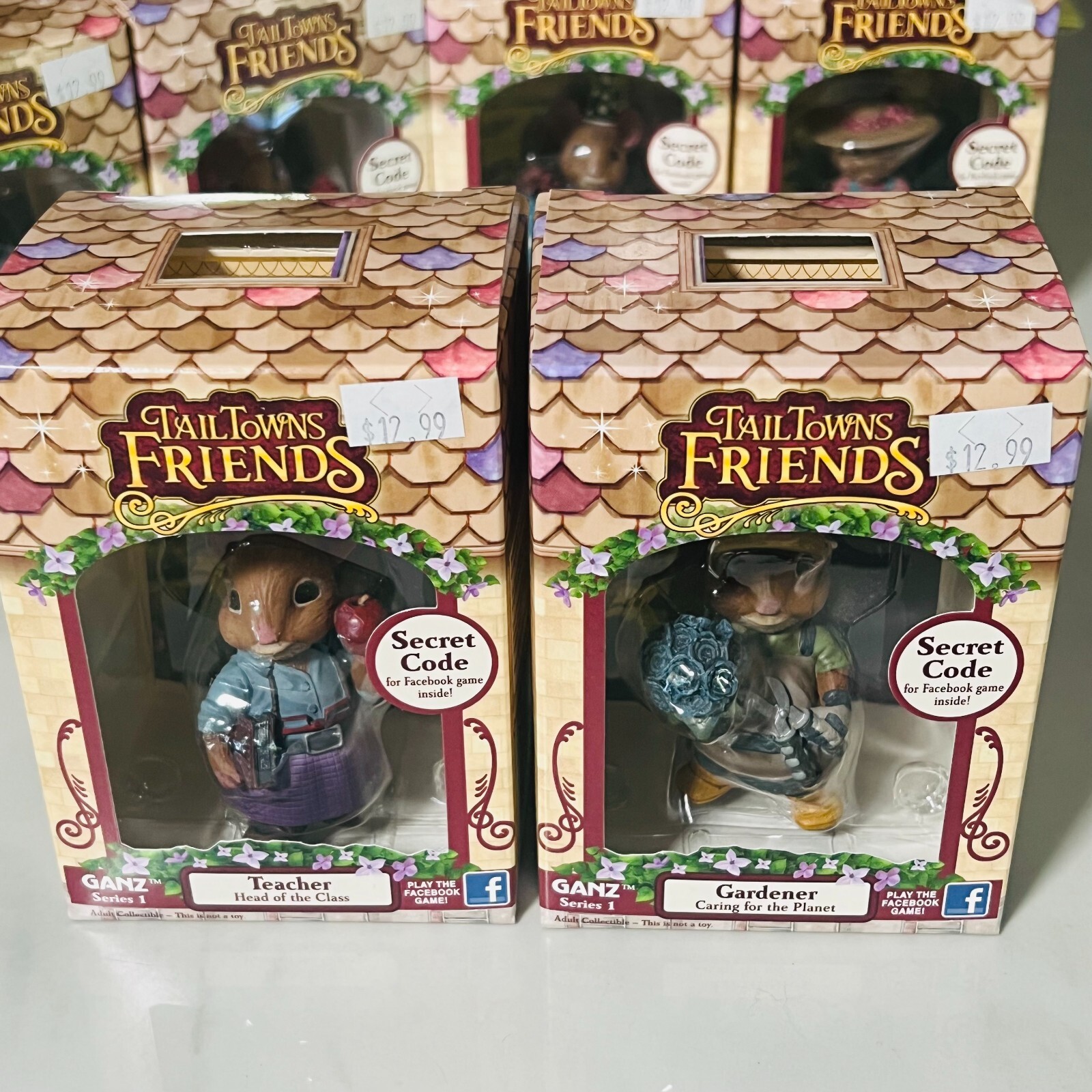 Ganz Tail Towns Friends – Lot of 10 Figurines – Facebook Game – Series 1 – New