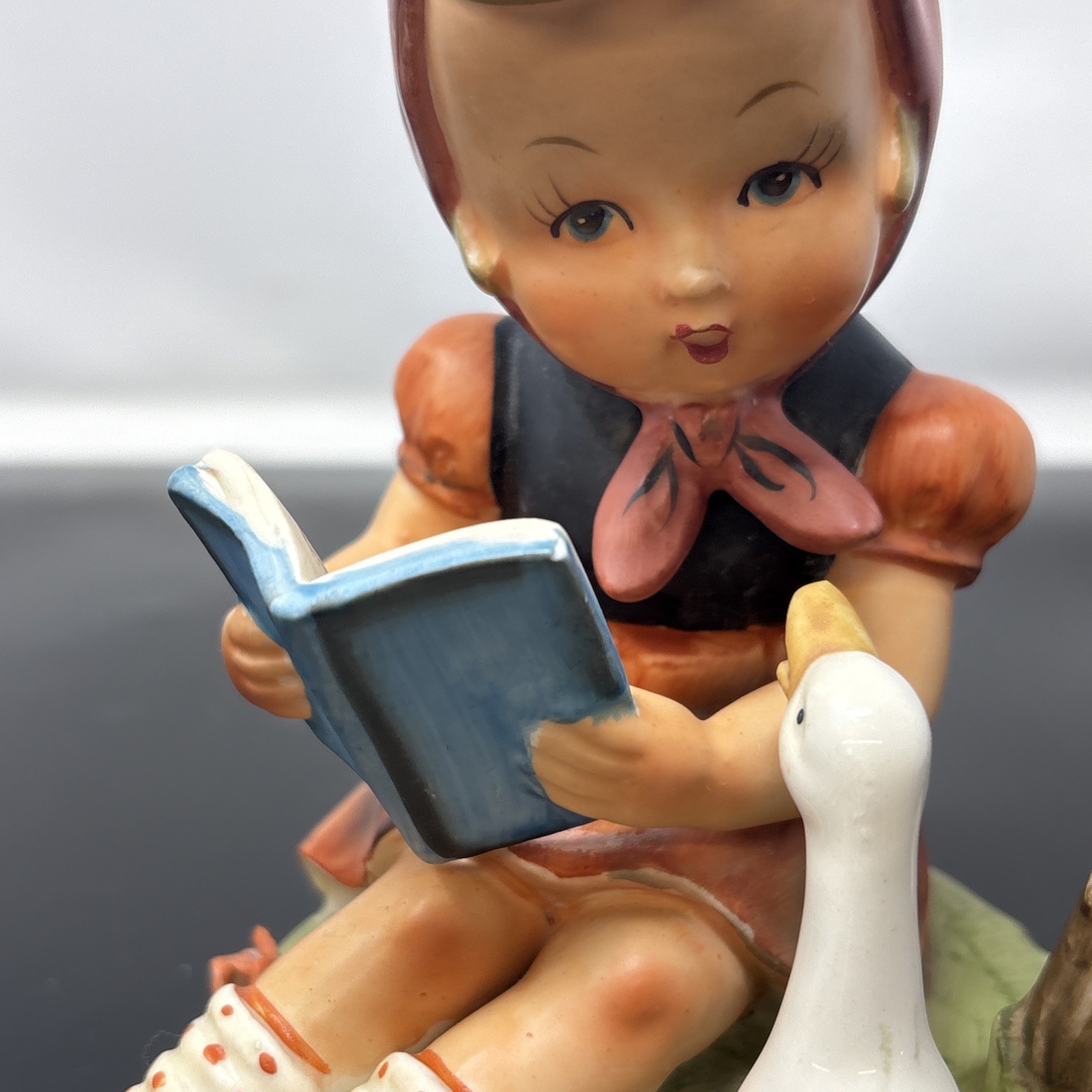 Vintage Arnart Erich Stauffer S8248 Barnyard Frolics Girl Figurine w Goose 6.75″