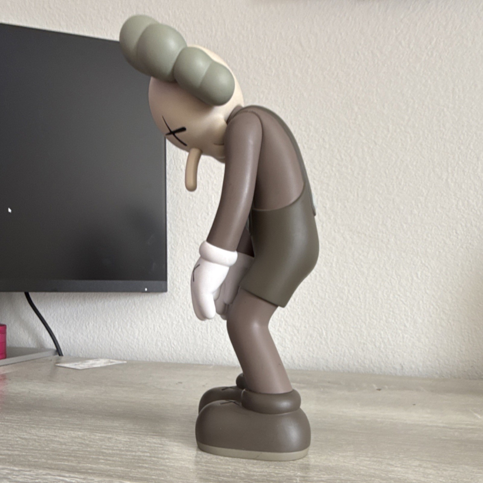 Authentic Medicom Toy KAWS Small Lie Limited Edition Gray Figurine 2017