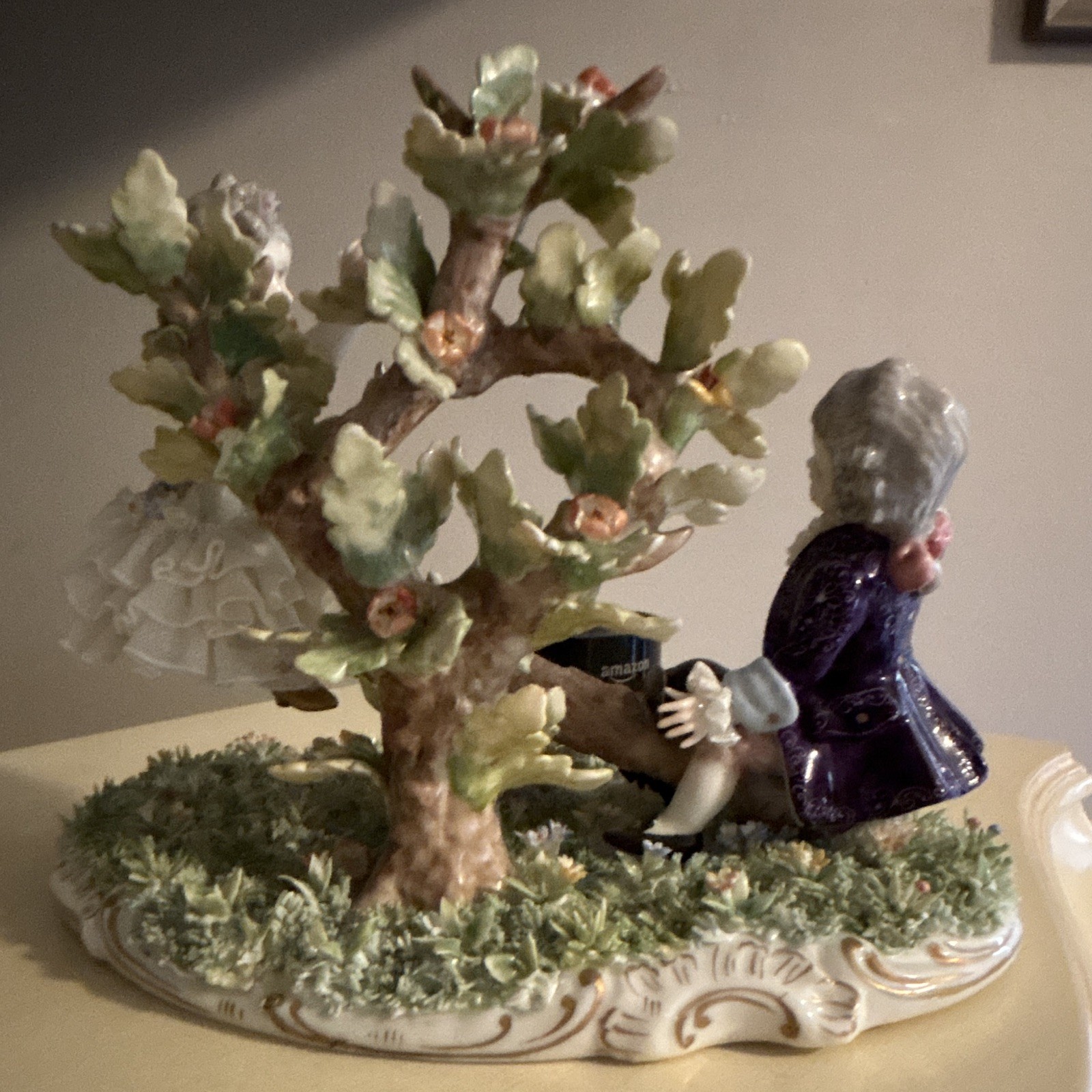 Dresden Porcelain Hand Painted Romantic Couple Under Tree Figurine 1900-1919