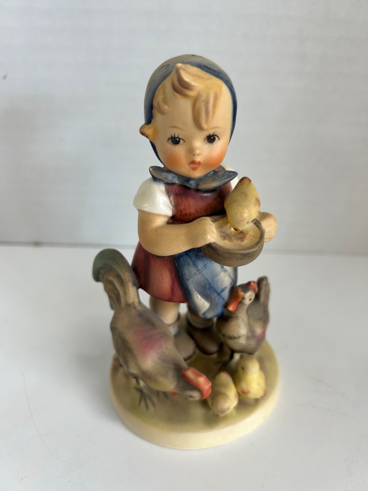 GOEBEL / HUMMEL GERMANY: “FEEDING TIME” TMK-4 3LM: #199/I: 5.75″ TALL
