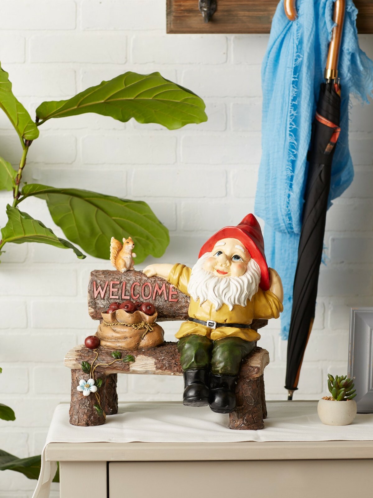 Multicolor Polyresin Garden Gnome Greeting Sign Statue Indoor Outdoor Decor