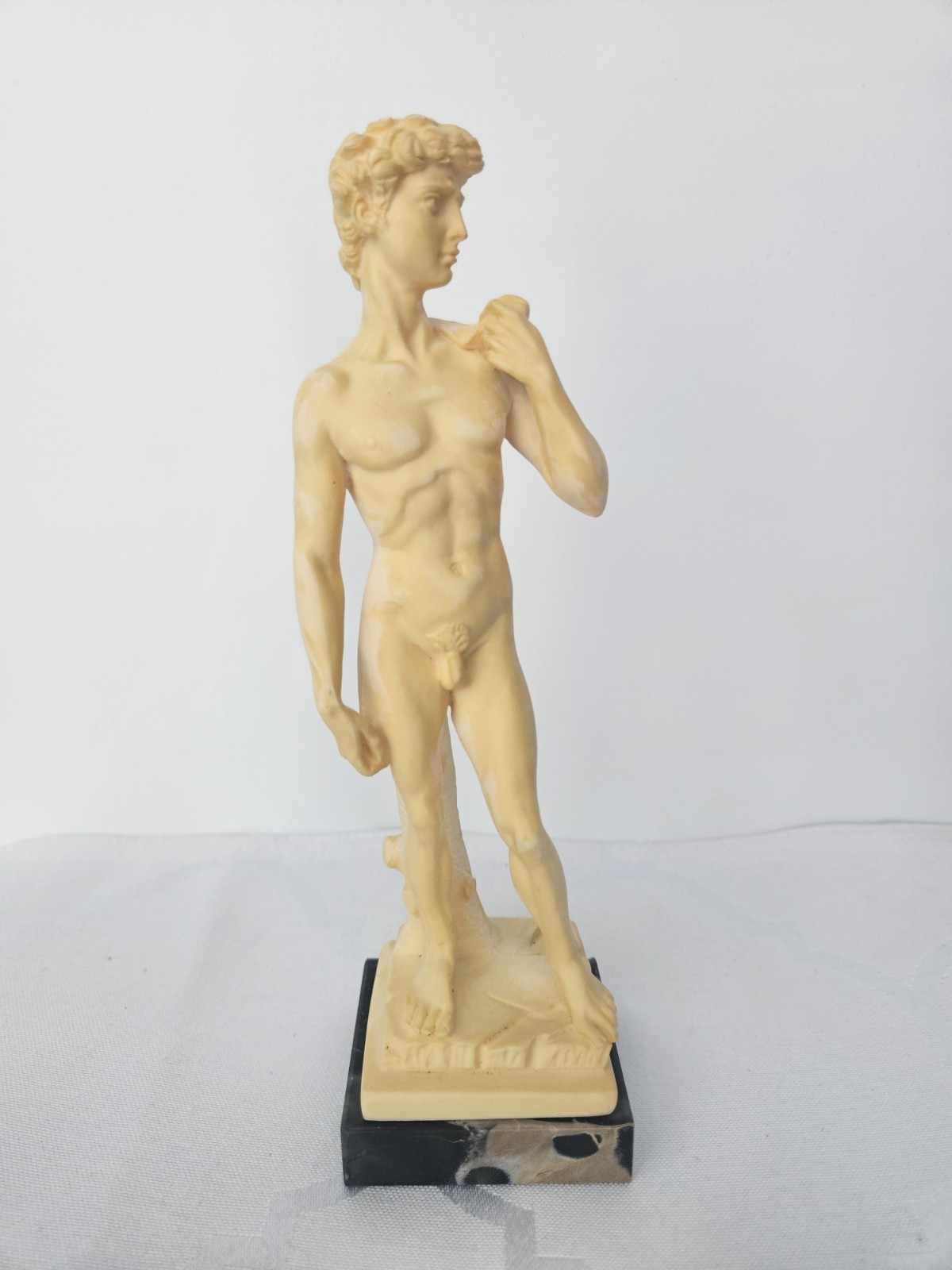 G. Ruggeri David Marble Figurine Signed 8.4 in with Marble Base Made in Italy