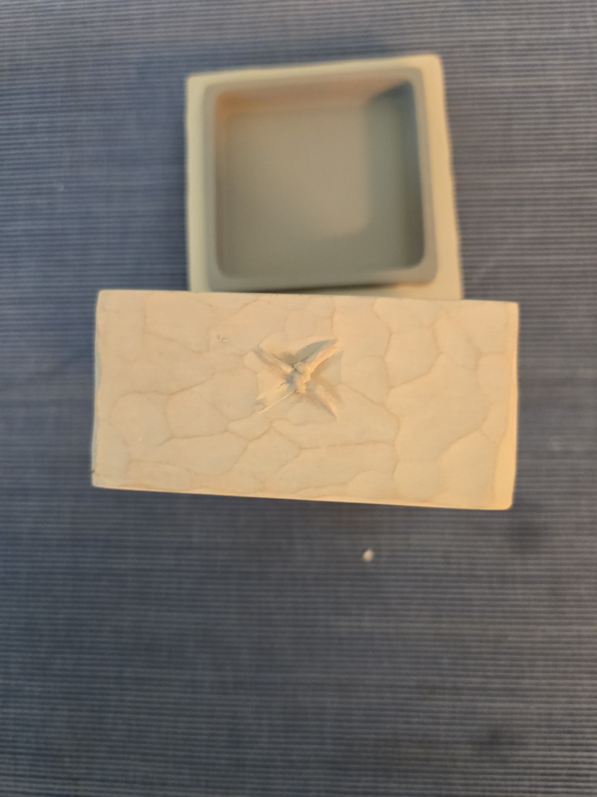Willow Tree by Demdaco Keepsake Trinket Box by Susan Lordi From the Heart 2003