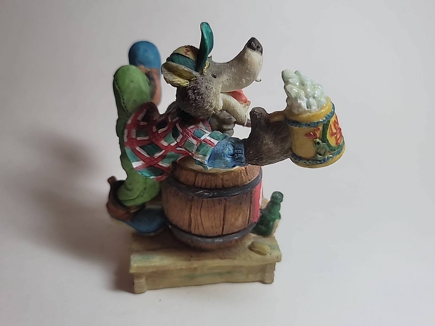 Enesco Moose Creek Crossing “Here’s to Basic Animal Behavior” 1996 Wolf Figurine