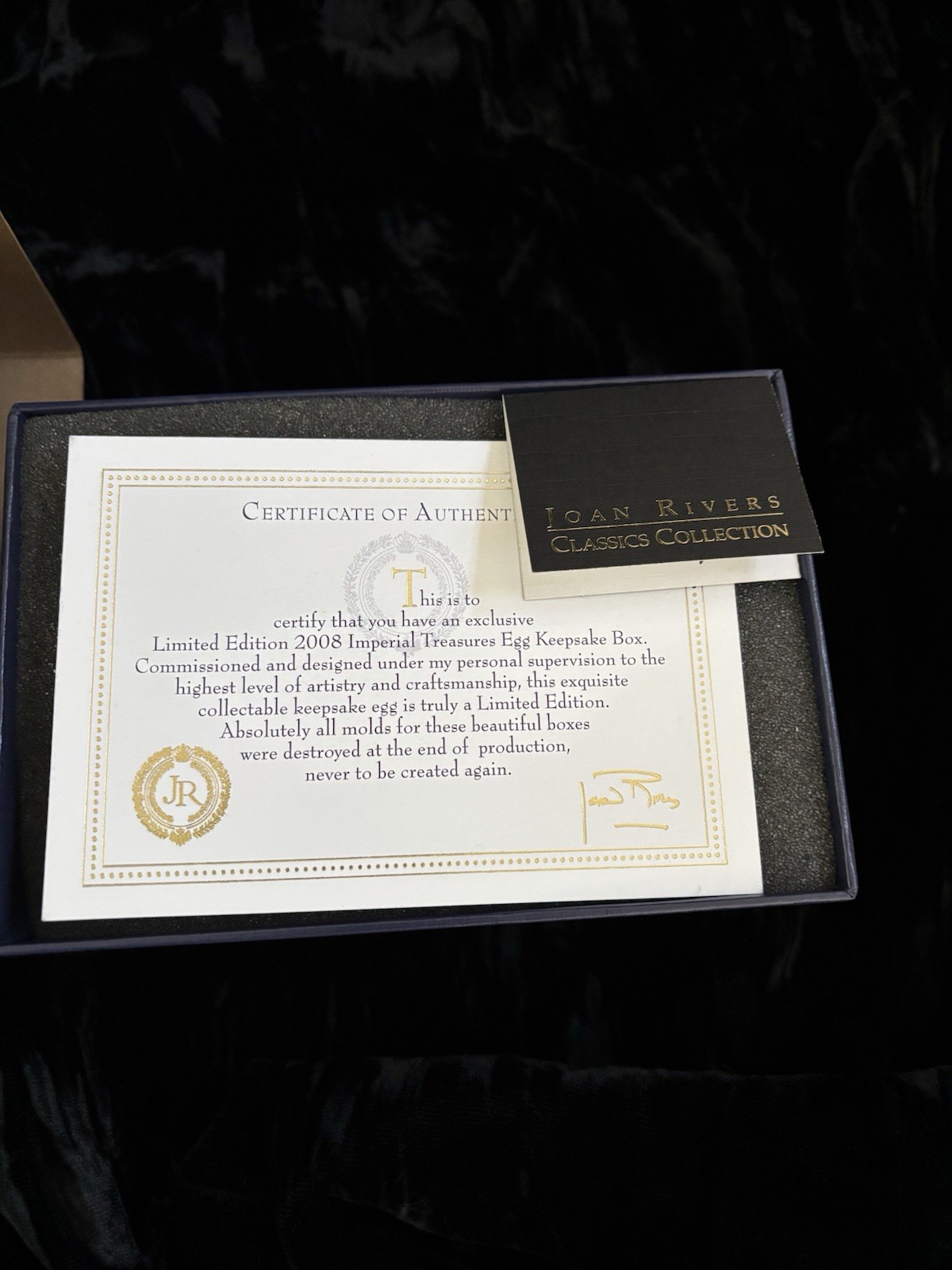 Joan Rivers NIB Limited Edition Tiny Treasures Egg Keepsake Box, With Necklace