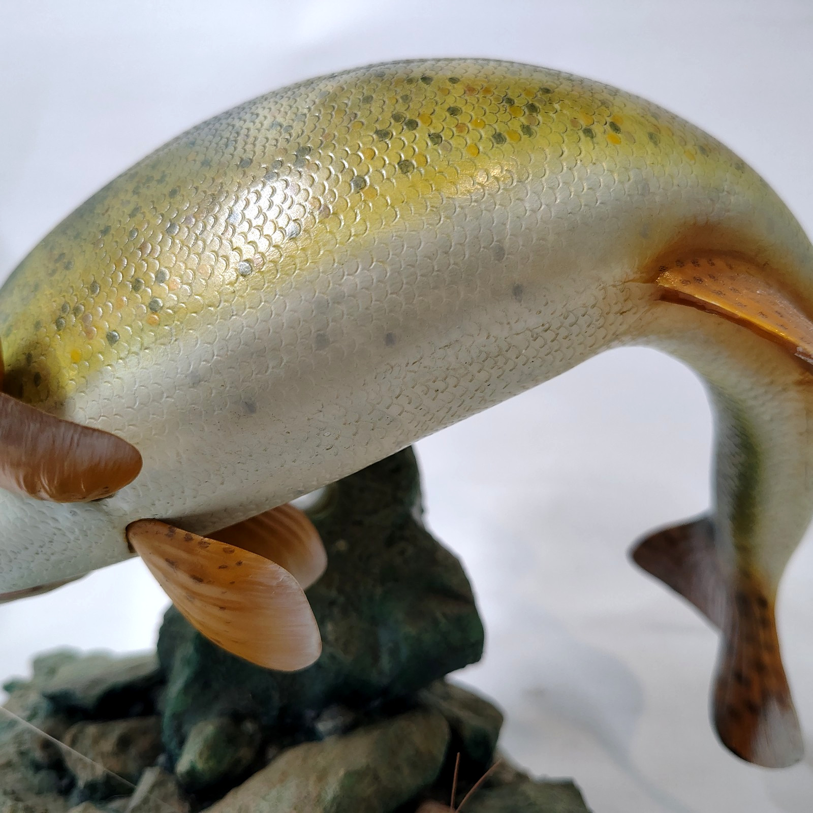 WILY WALLEYE by George Kruth Danbury Mint Freshwater Fishing Trophies Collection