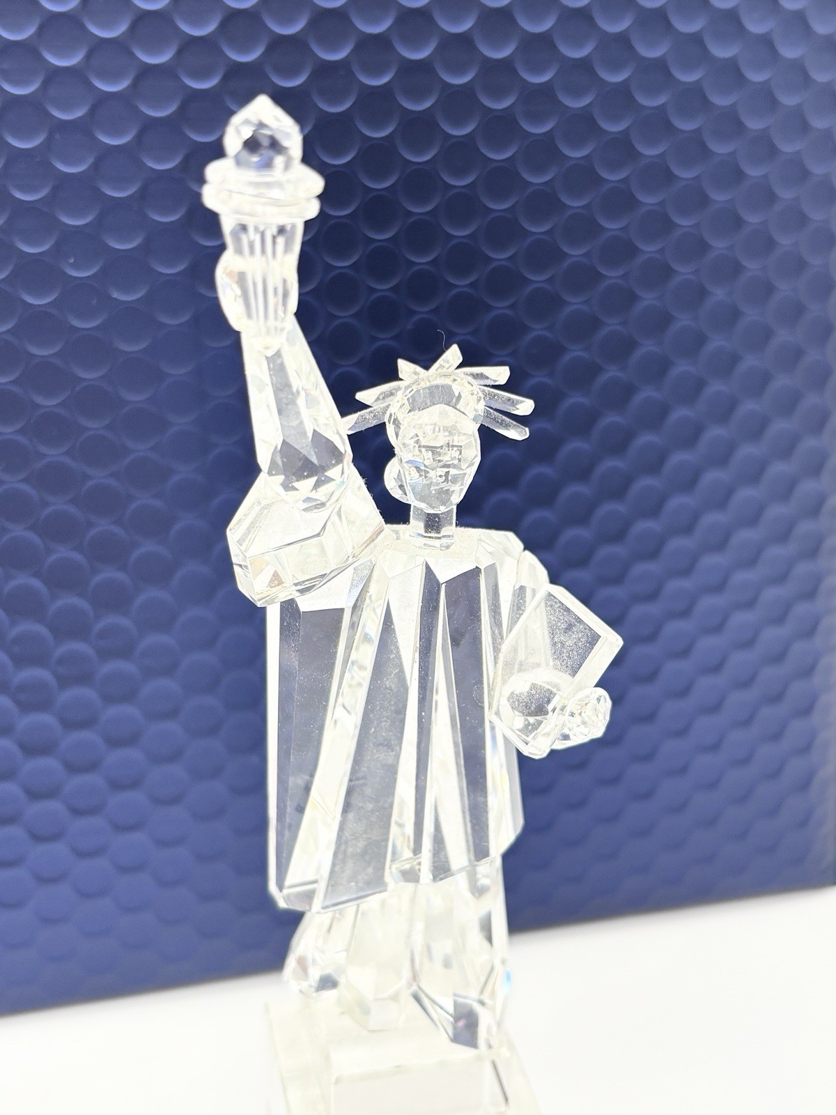 Statue Of Liberty Figurine Crystal World Artist Signed Rudy Nakai