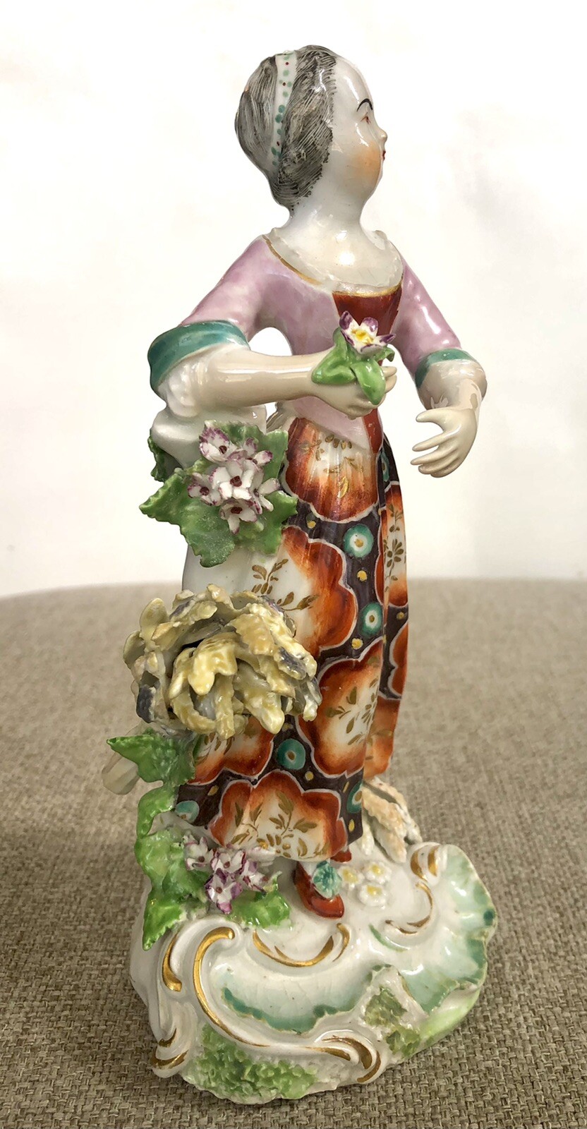 Circa 1752-1756 18 Century Red Anchor Chelsea England Porcelain Lady Figurine