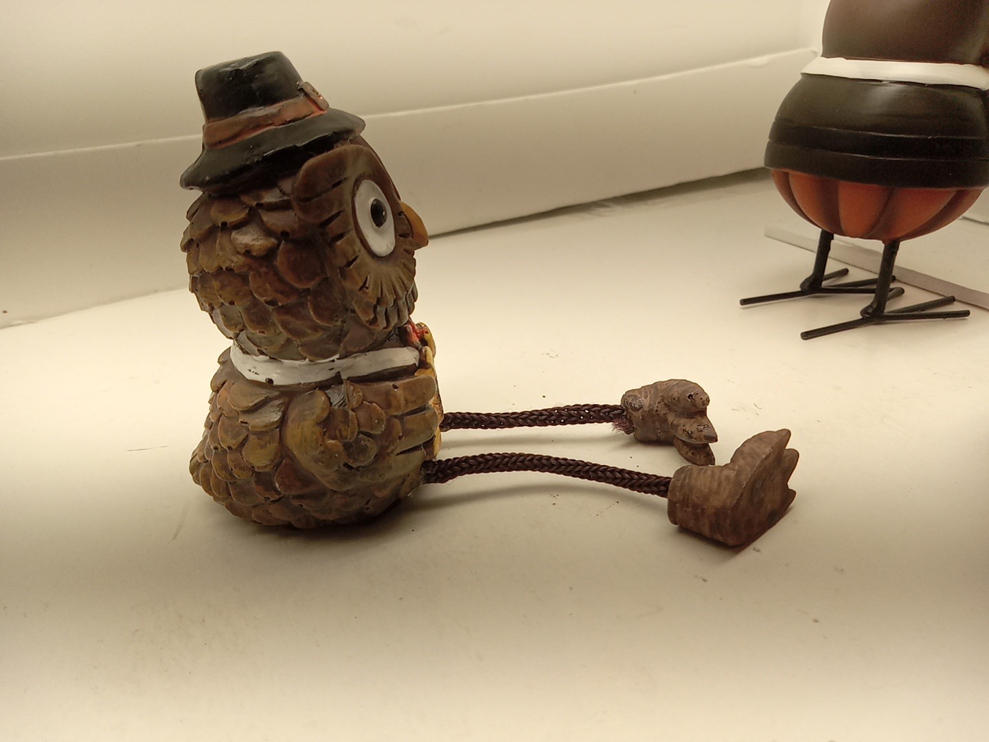 Thanksgiving 4 inch Resin Owl Figurines – Lot of 5 – Pumpkin, Pilgrim, Fall