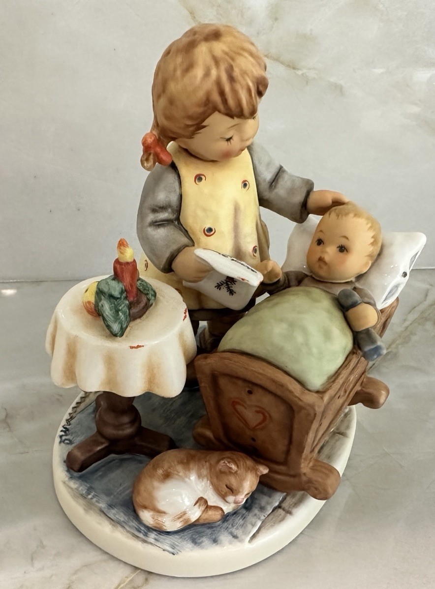 Goebel Hummel “ Light The First Candle” #2390 New In Open Box Christmas Nativity