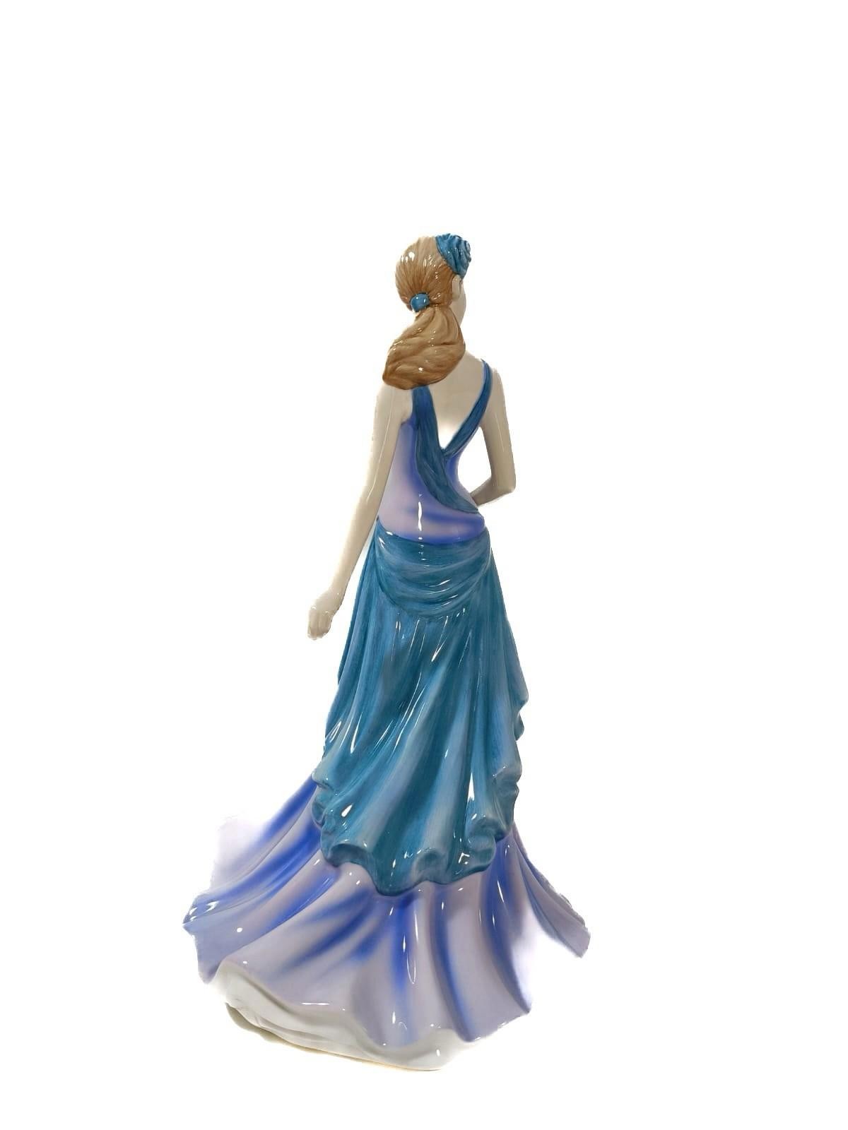 Royal Doulton Figurine Fine Bone China Pretty Ladies “To Someone Special” HN5141