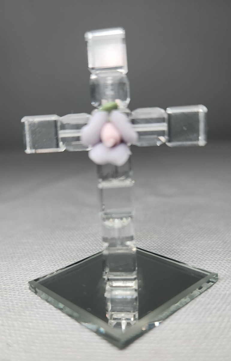 Vintage Miniature CROSS Figurine with Pastel Porcelain Flower – 2″ x 1/2″