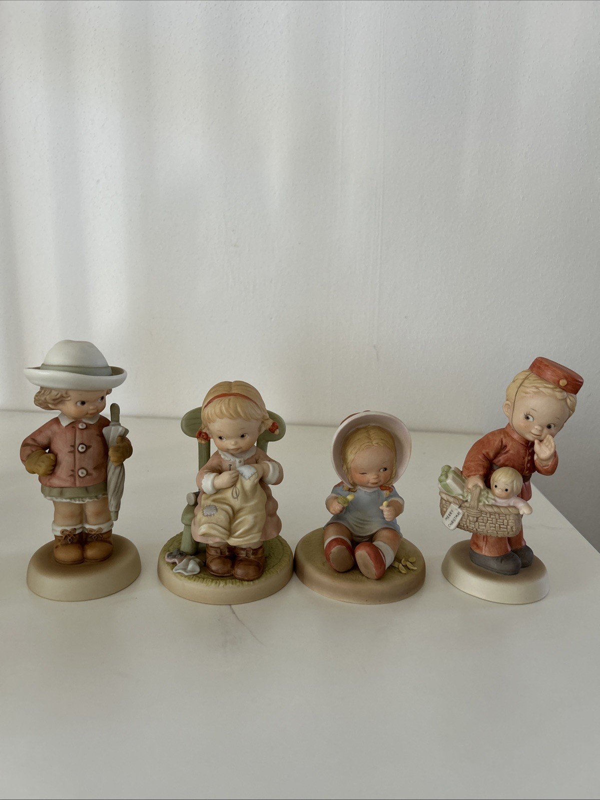 Memories Of Yesterday Figurines Lot Of 10