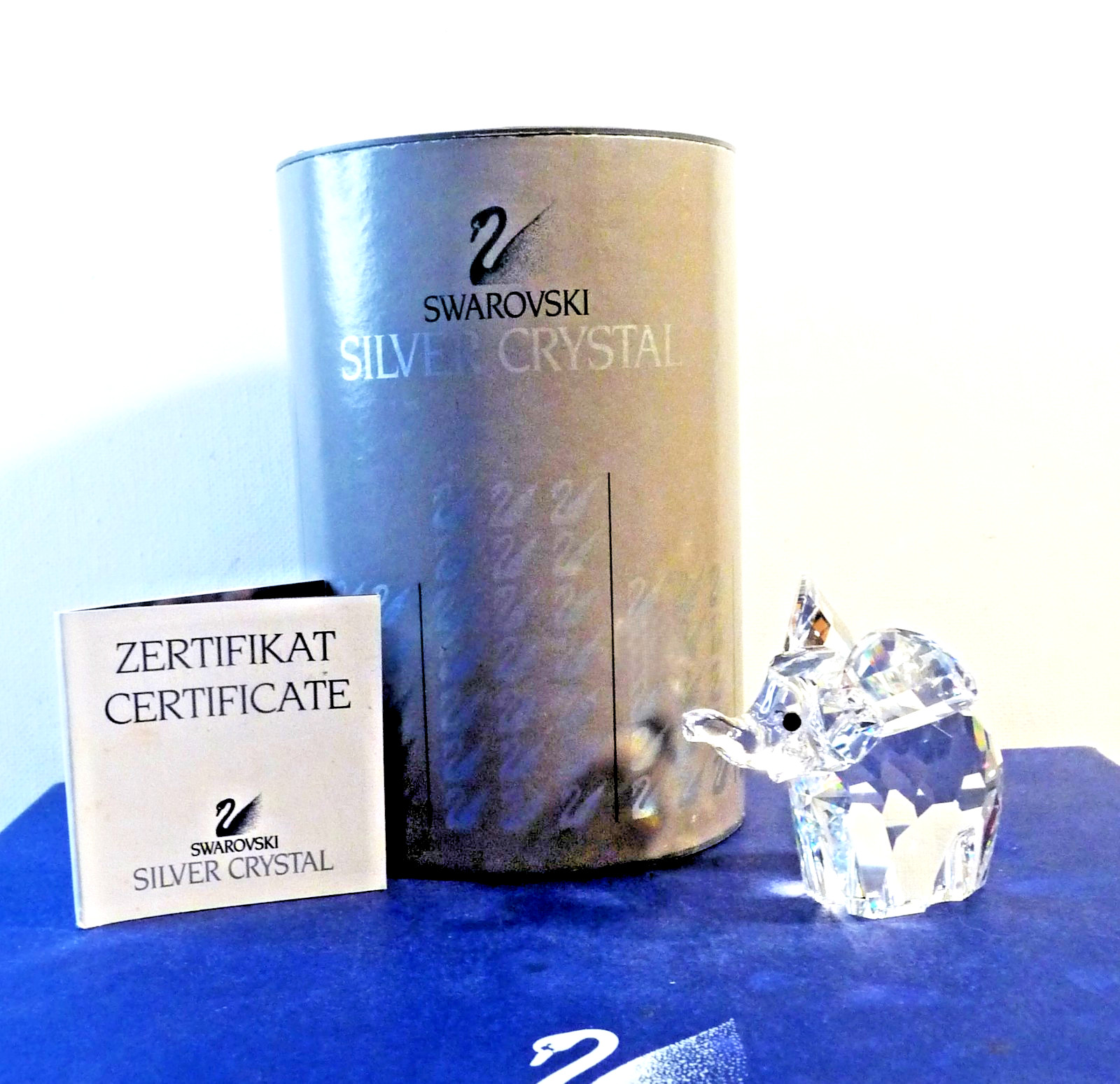 Swarovski Small Elephant 151489 w/Box & COA
