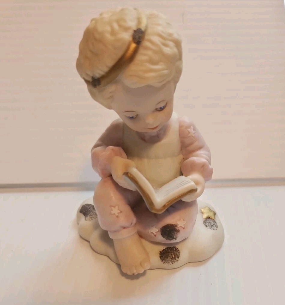 1996 Bronson Tender Hearts Collection Angel Figurine “Story Time in the Stars” 