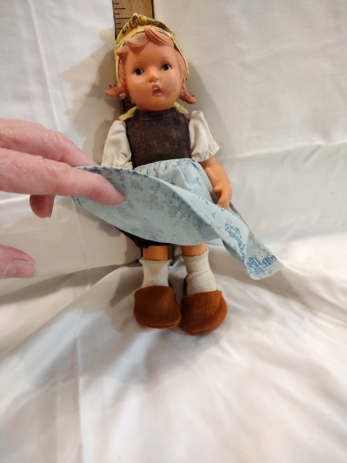 Hummel Goebel Vinal 8″ Doll With Clothes Smoke Free Home Collectable Vintage