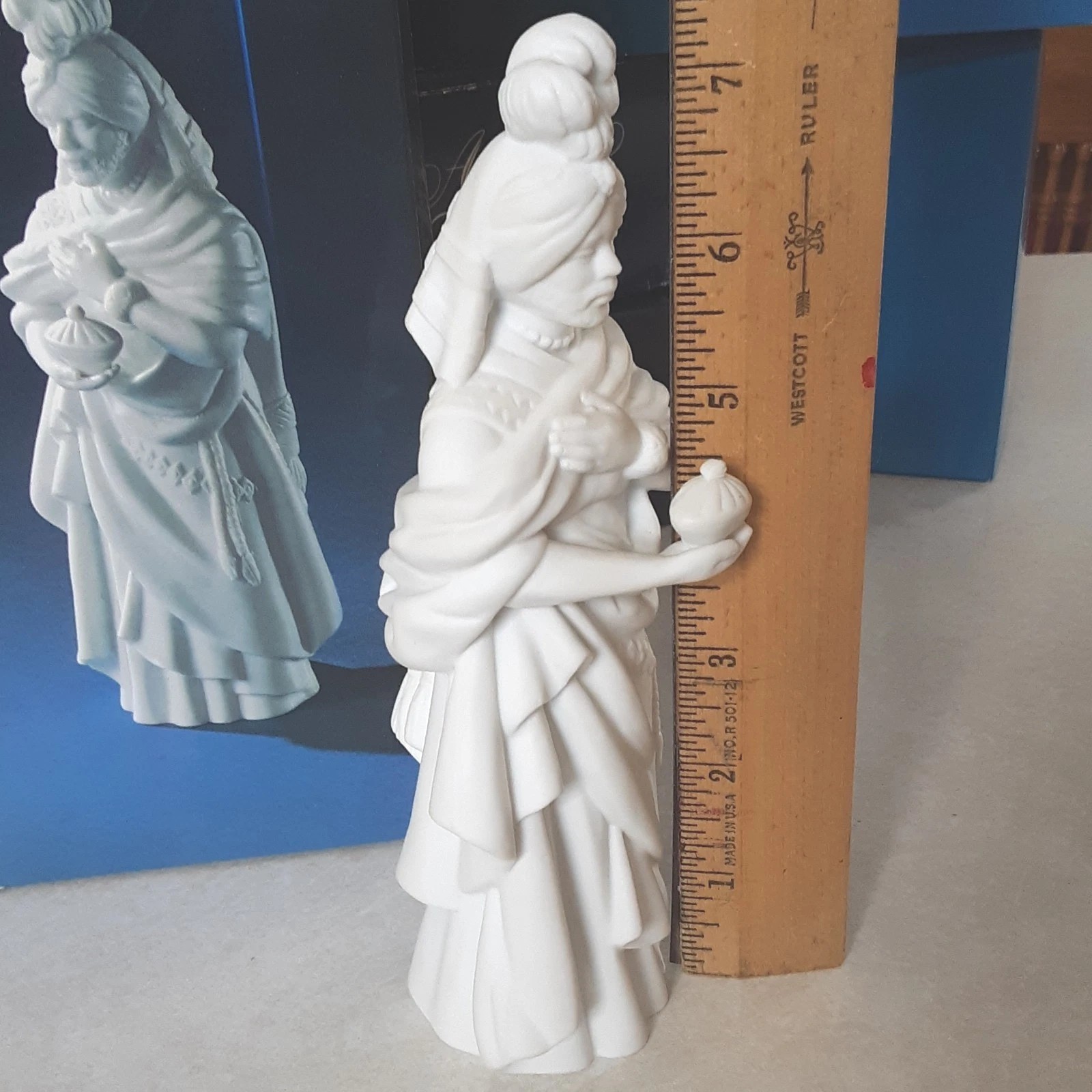 Avon Nativity Collections 1982 THE MAGI WISEMAN KASPAR KING White Bisque IN BOX