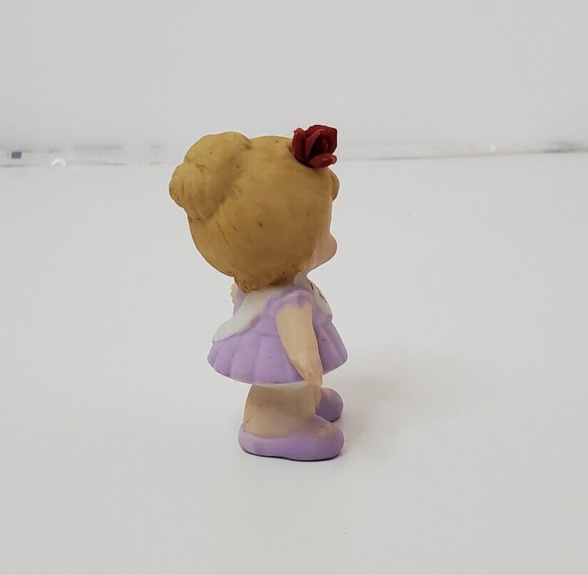 RARE Vintage Russ Berries 15160 Girl Figurine I Love Your Hugs Blonde Rose