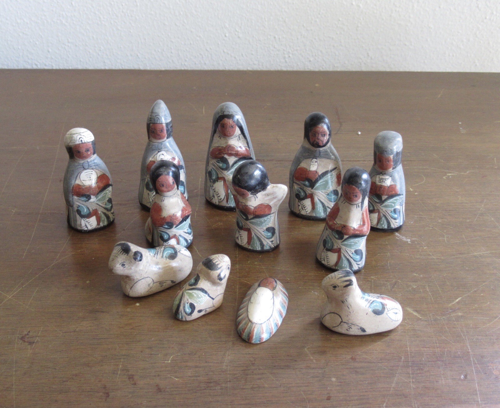 Nativity Scene Pottery Set 12 Pieces