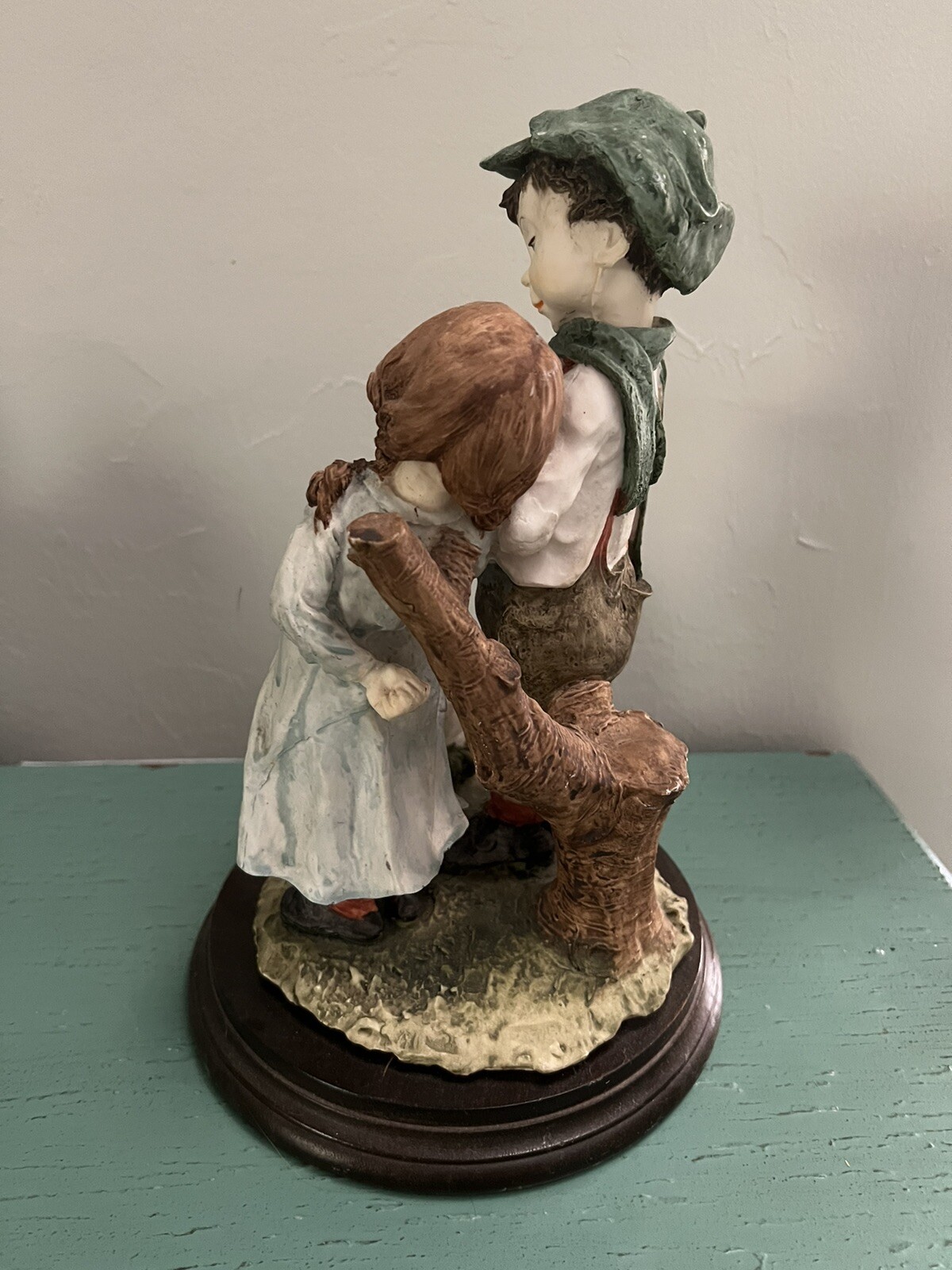 VTG Rare Gulliver’s World Capodimonte Boy Girl Chicken Figurine (G.Armani)