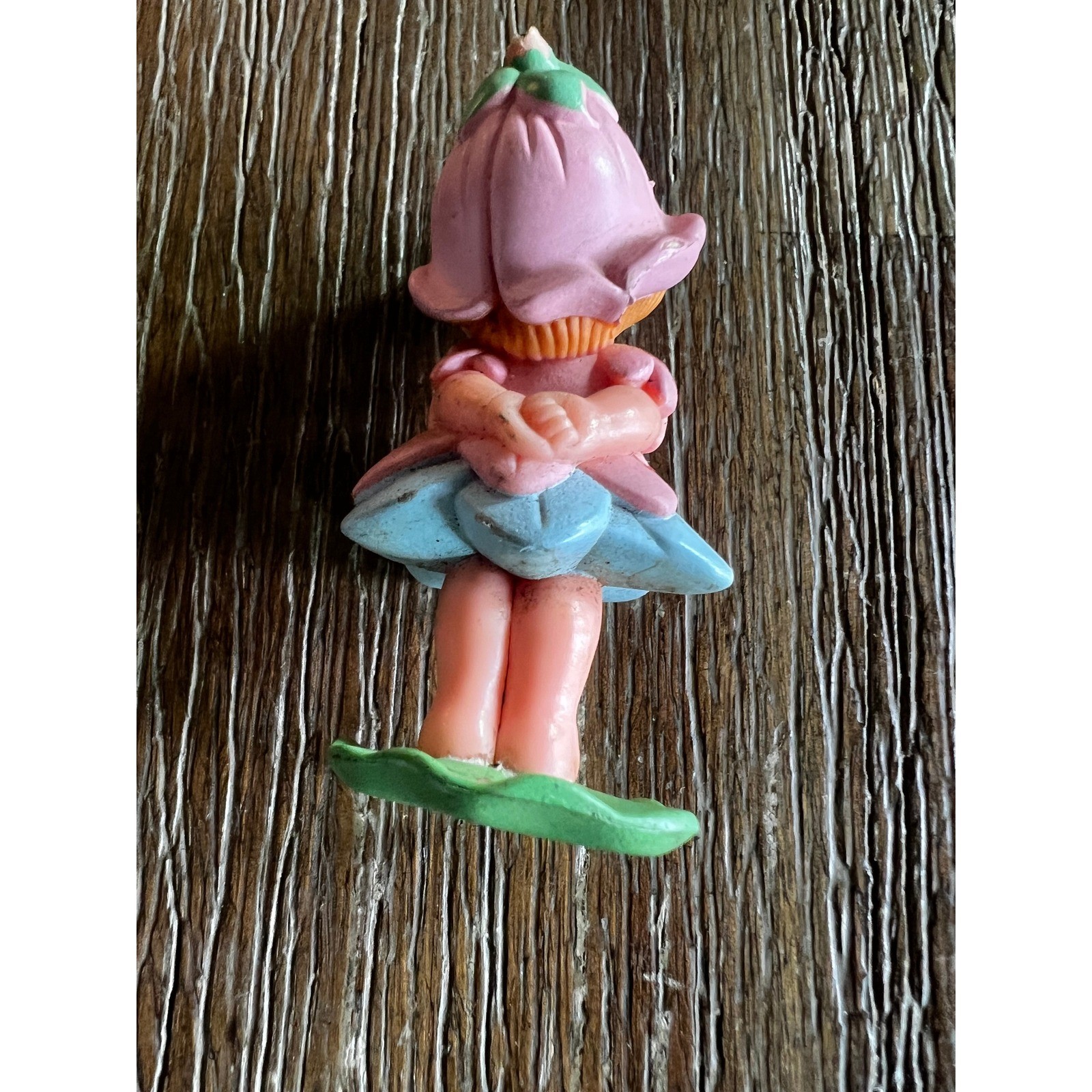 Vintage Avon Small World Flower Girl Figurine Pink Blue Miniature 2.5 Inch