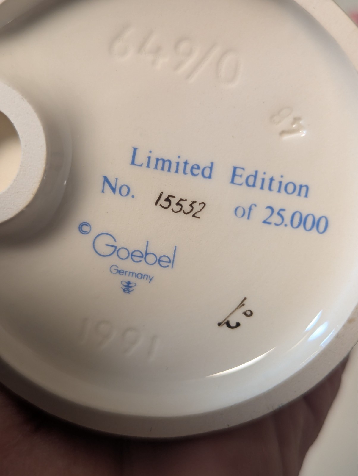 Goebel Hummel Figurine, #649/0, “Fascination” TMK7, Limited edition, 4.50″ tall