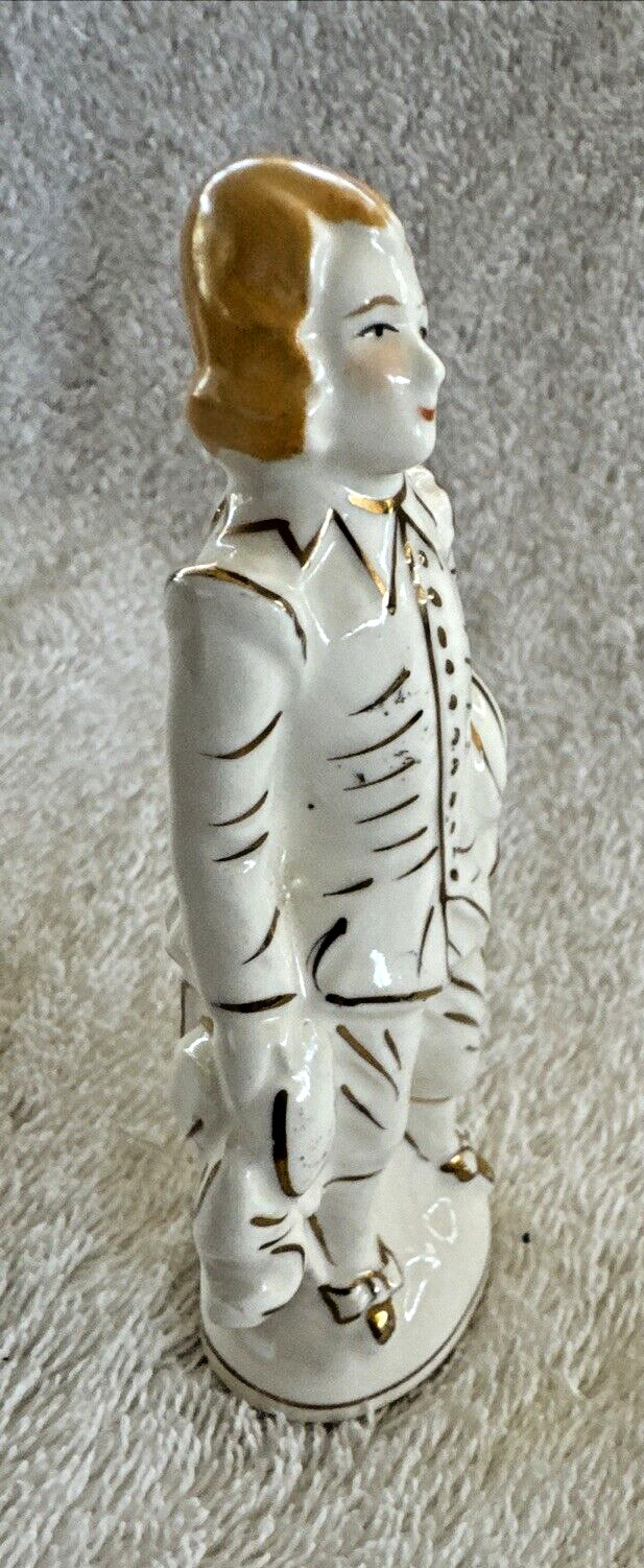 MADE IN OCCUPIED JAPAN COLONIAL White Gold Porcelain Figurine Vintage 5″