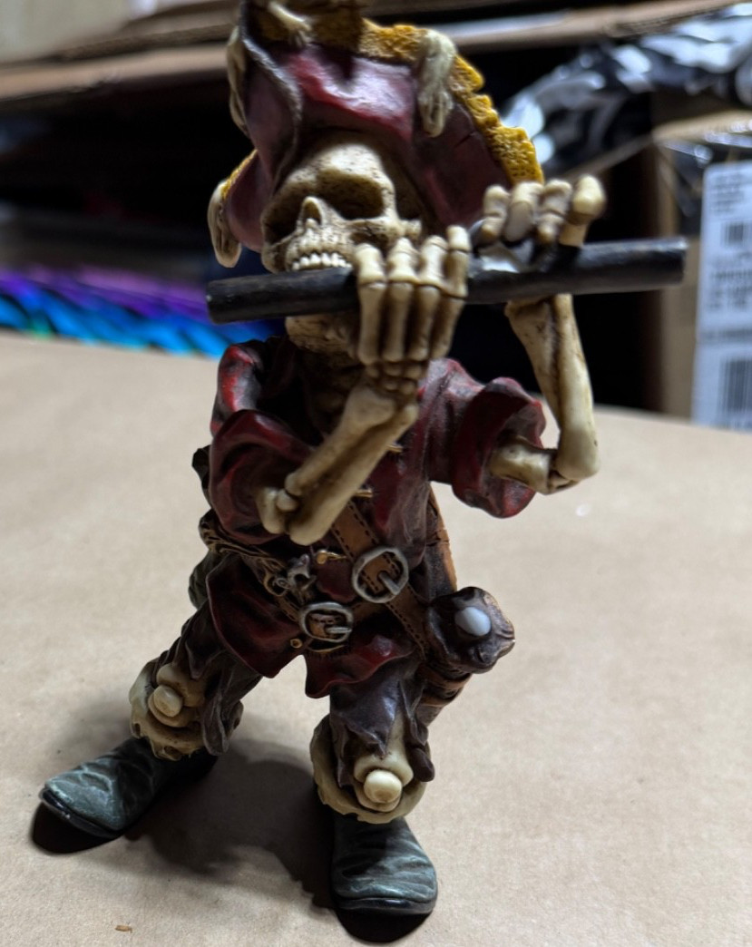 1998 Veronese Skeleton Pirate Band Member Figurine Summit Collection Resin Flute