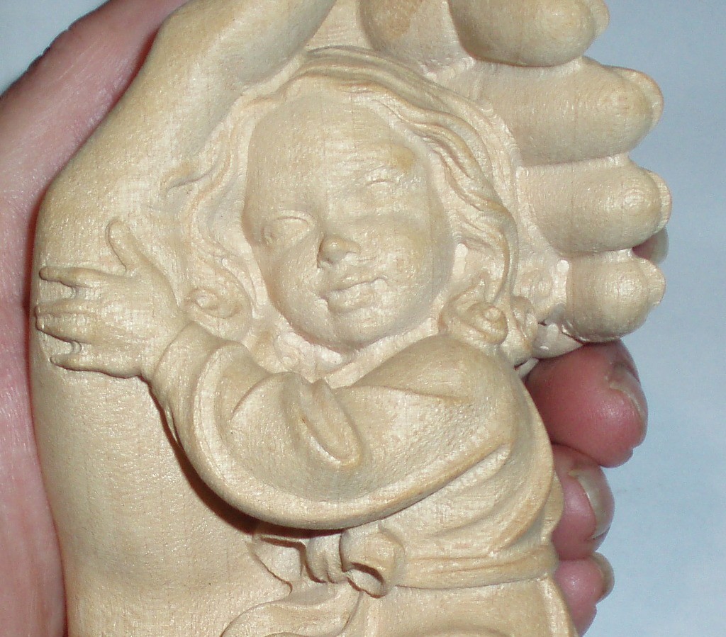LITTLE GIRL IN COMFORTING HAND FIGURINE HOME DECOR FIGURINES
