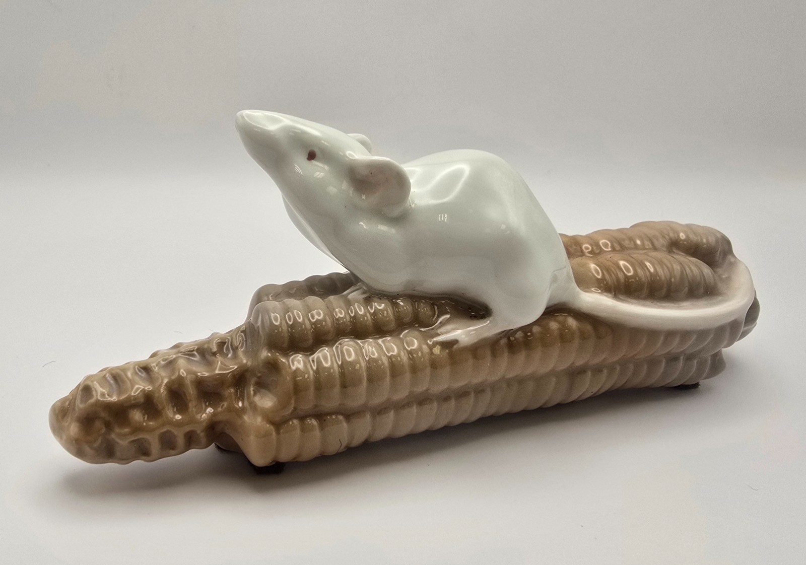 Vintage Royal Copenhagen Mouse On Corn Cob Figurine 512 Made In Denmark