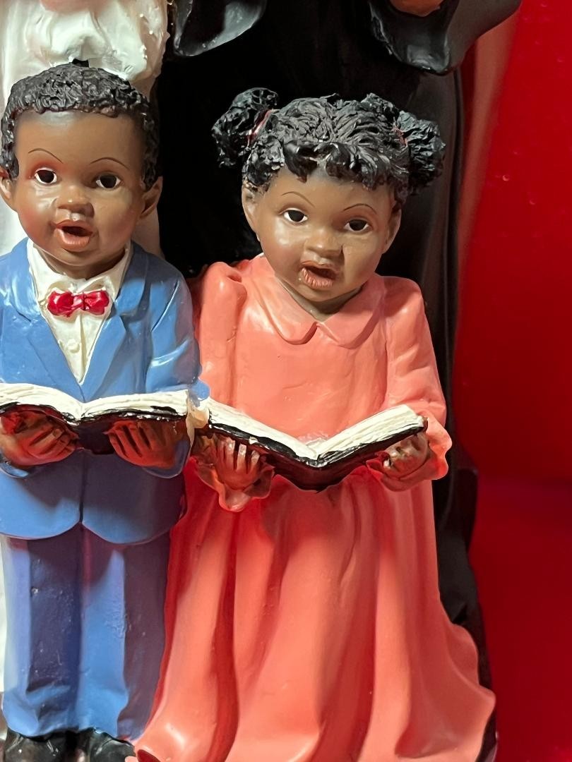 VTG 10″ AFRICAN AMERICAN CHURCH CHOIR FIGURINES
