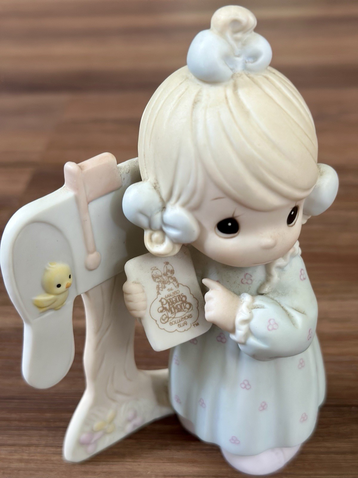 Precious Moments Vintage 1991 Symbol of Membership Sharing Good News Together