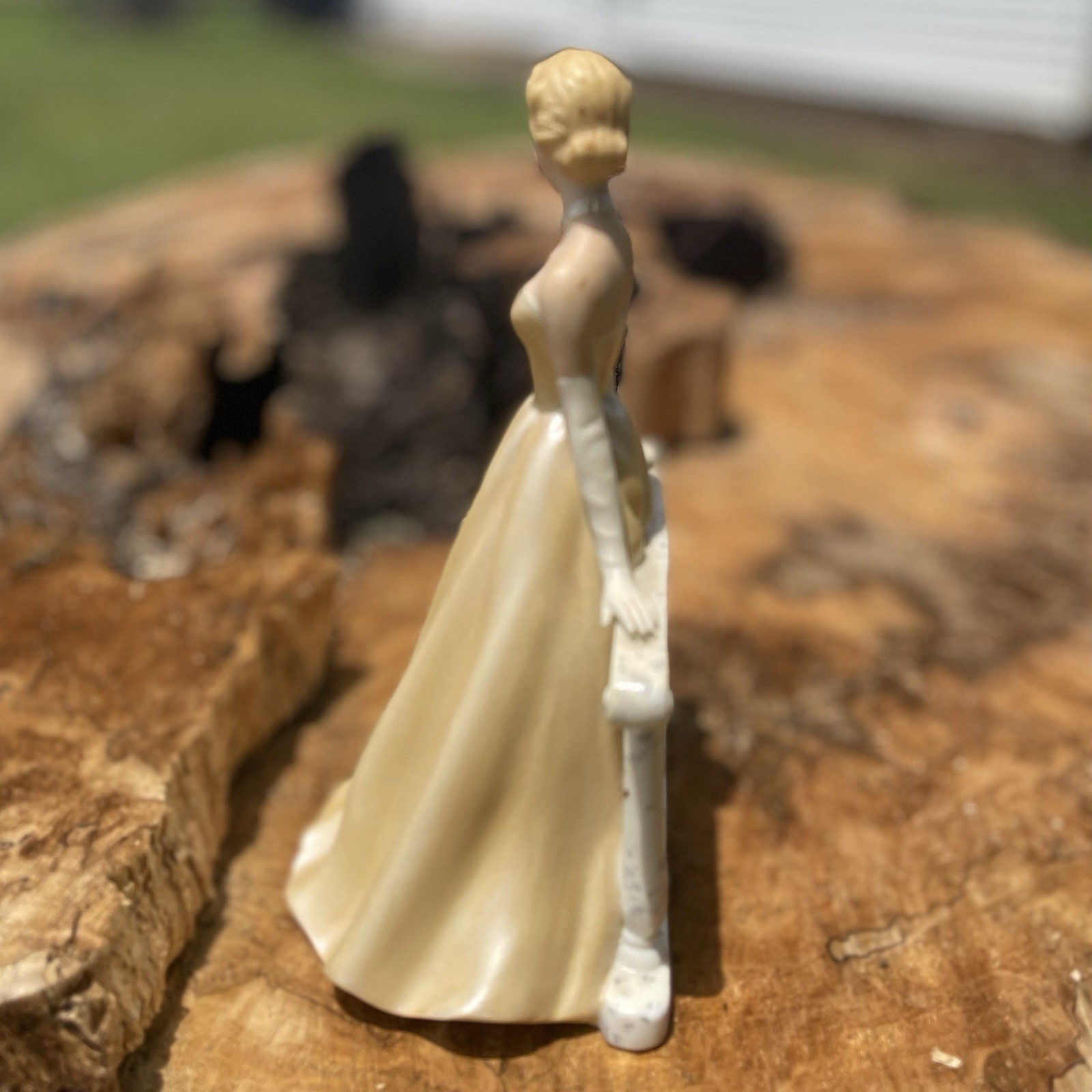 Home Interiors Masterpiece Porcelain Grace Patricia #12251-04. Grace Kelly