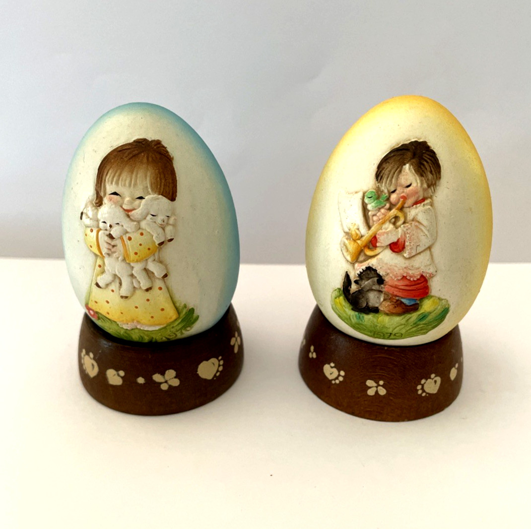Vintage 1978 & 1979 Anri Toriart Ferrandiz Annual Wood Carved Eggs with Stands