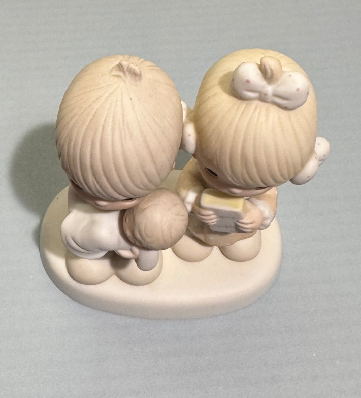 Precious Moments E-4724 “REJOICING WITH YOU” Figurine 1980 Jonathan & David
