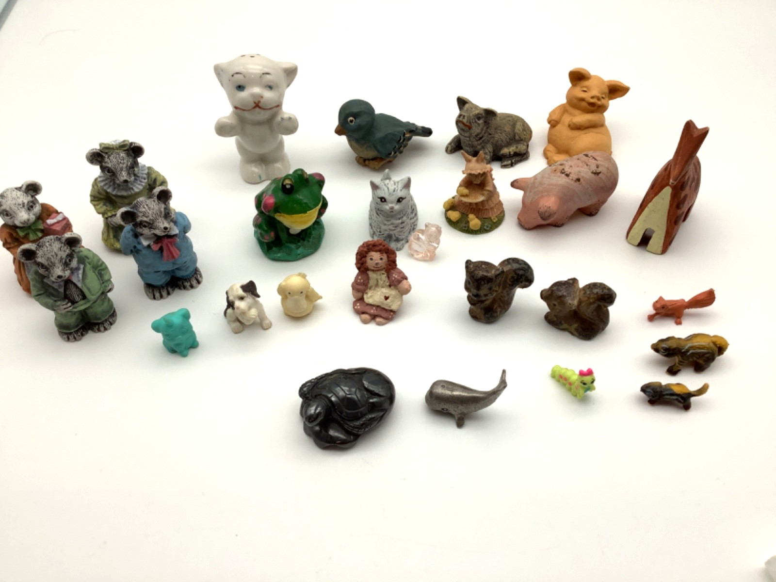 Vintage Trinket Shelf Collection Of Miniatures Lot of 25
