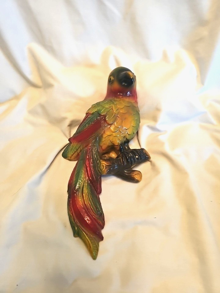 Vintage 60’s MILLER STUDIOS Type Chalkware Parrots Wall Hanging Plaques Unmarked