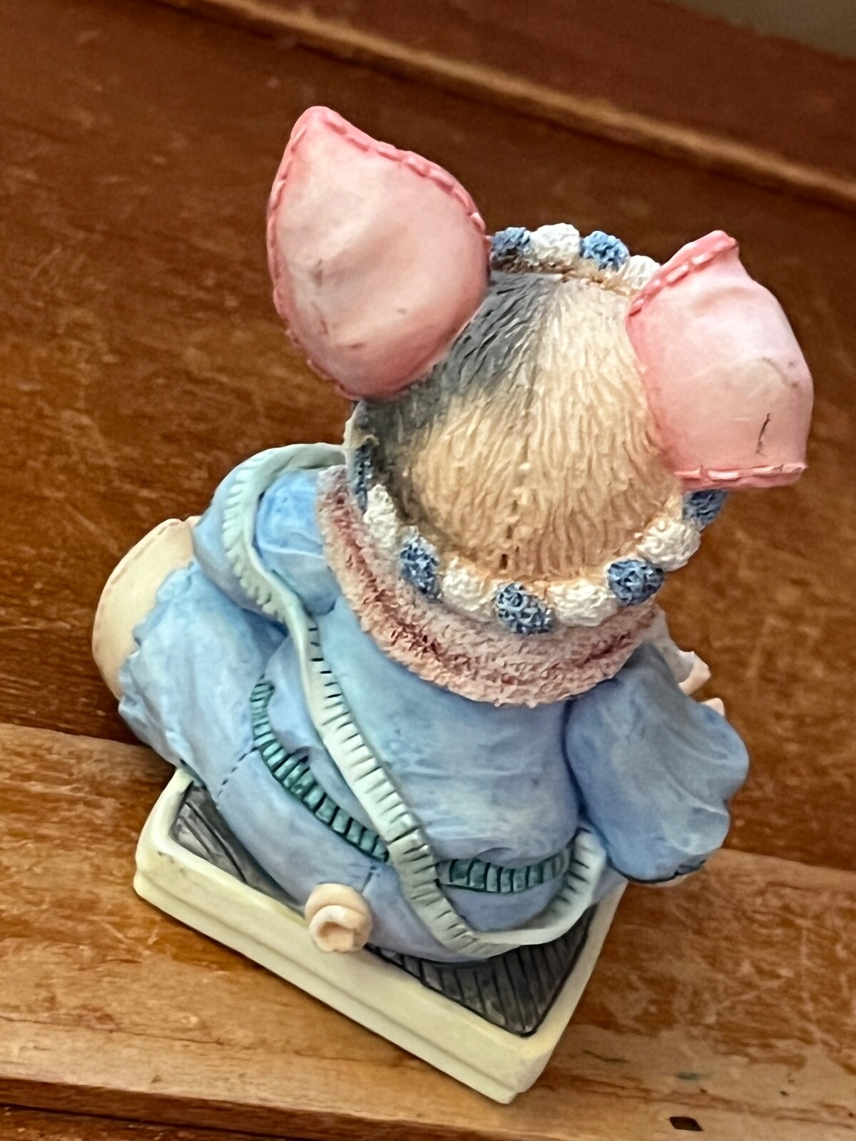 Enesco This Little Pig HAD NONE Resin Piggie in Blue Sweat Track Suit on Scale