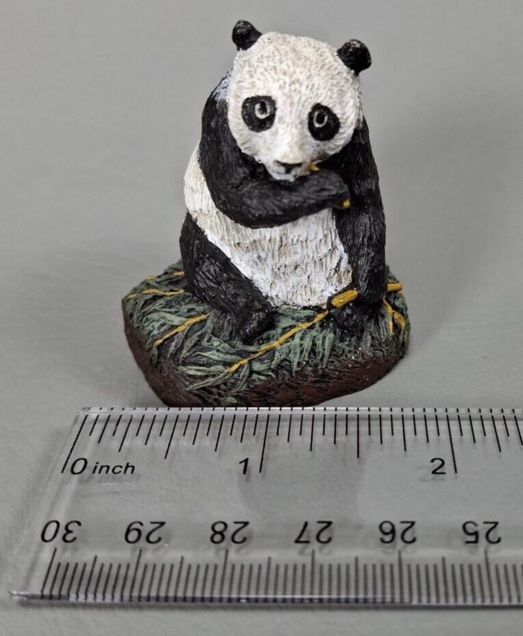 Giant Panda by Herman L. Deaton 1978 The Bronze Menagerie from Creative World
