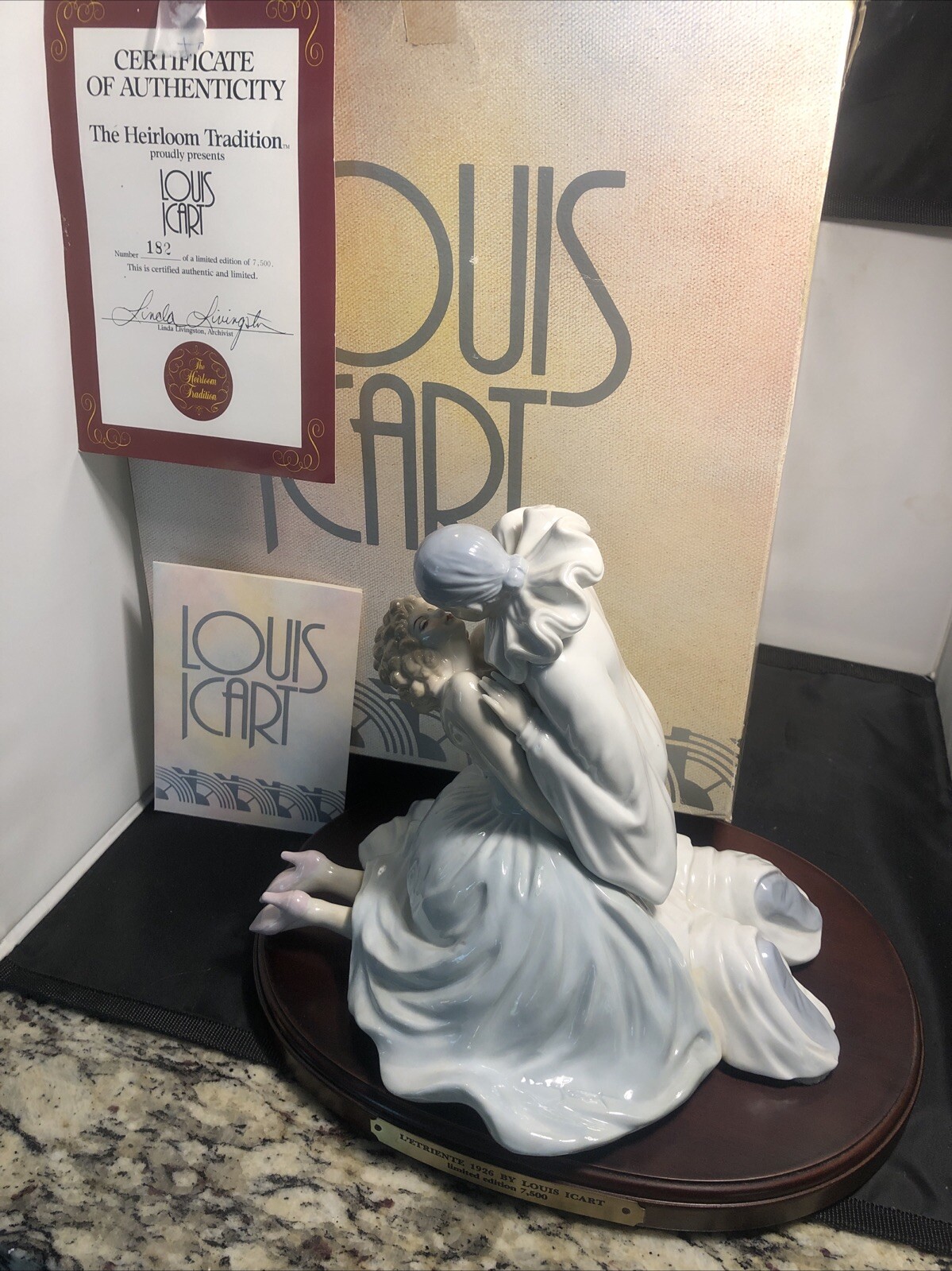Louis Icart Figurine L’Etriente 1926 RARE with certificates and box #182